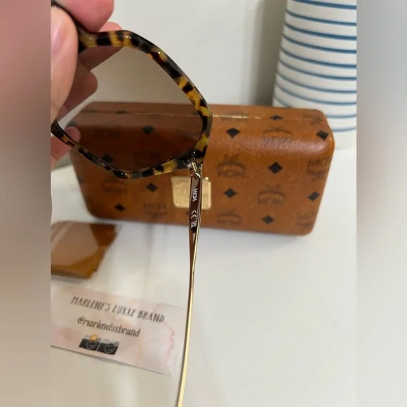 NEW MCM HAVANA SUNGLASSES - Picture 3 of 5